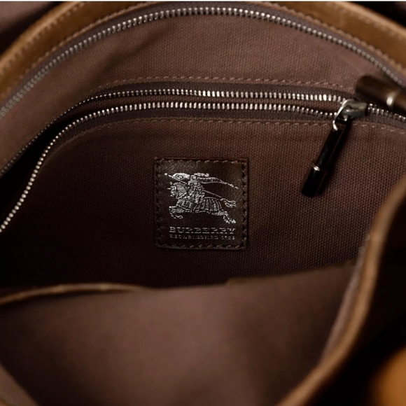 Burberry Beaton Bag - Picture 10 of 16